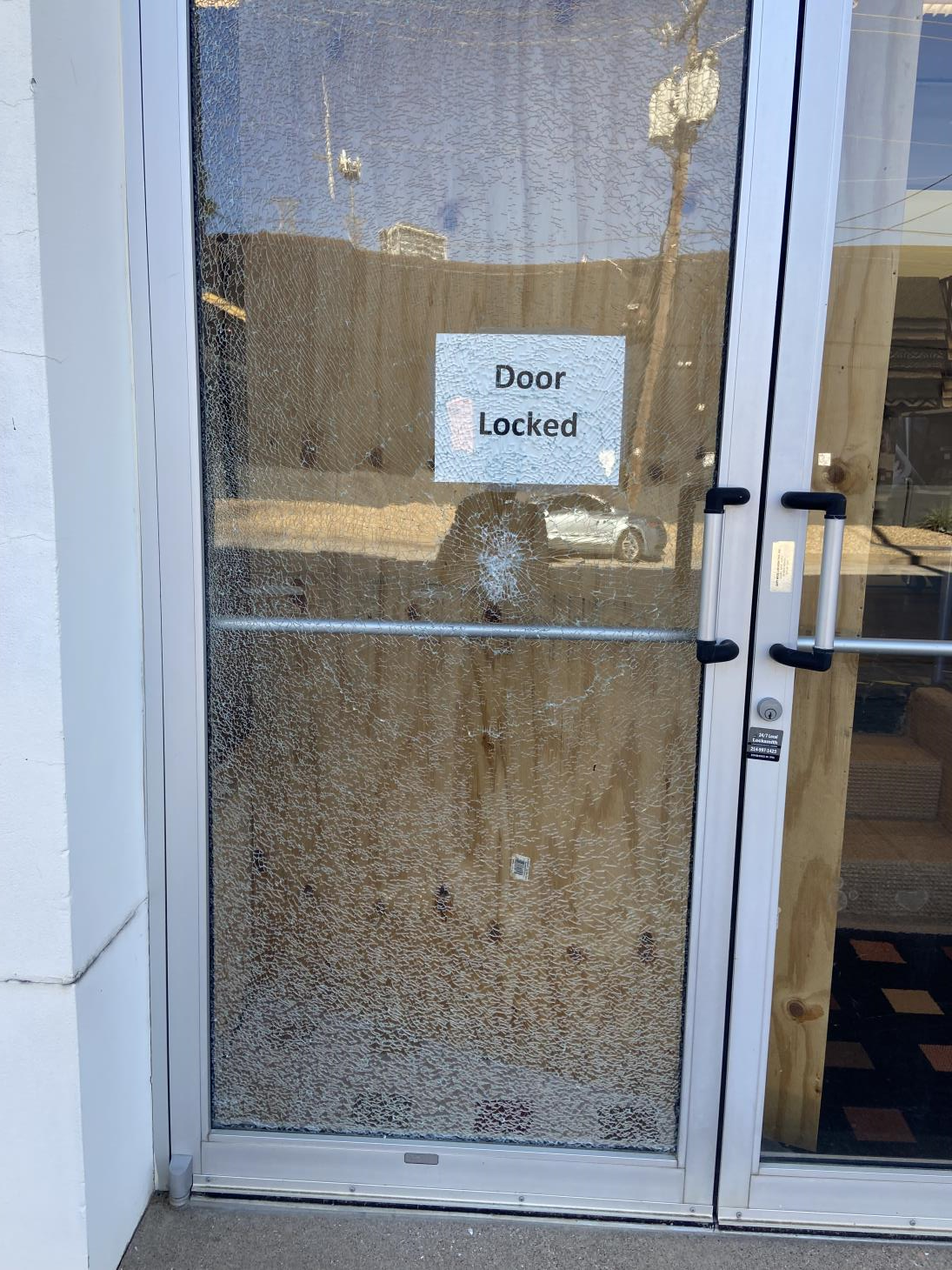 Lone Star Glass and Aluminum: Service Image-19 Lone Star Glass and Aluminum: Service Image-19