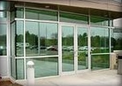 Lone Star Glass and Aluminum: Service Image-0 Lone Star Glass and Aluminum: Service Image-0